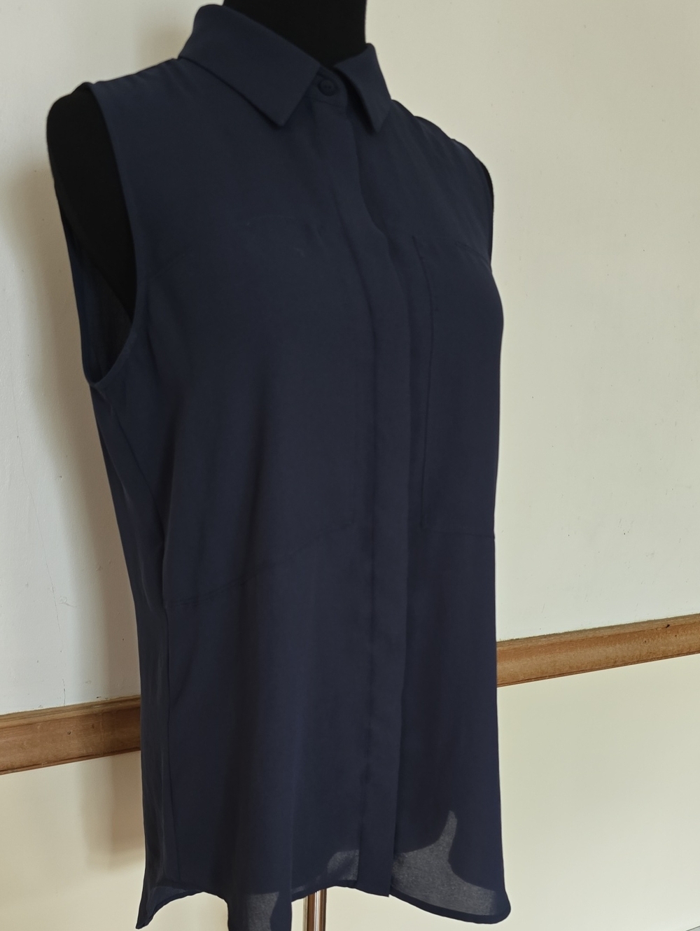 Theory Semi-Sheer "Yarine" Blouse Medium - Picture 1 of 10